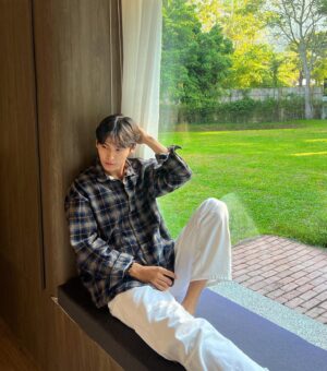 Phachara Suansri Instagram - Everytime I get a bit inside I feel it🎧