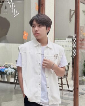 Phạm Thế Bằng Instagram - Thích biển, nên thích đem chuyện cũ ra khơi