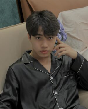 Phạm Thế Bằng Instagram - Hôn em được gọi là trả bài
Vì anh thích được kiểm tra miệng em 🤭