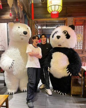 Pharinyakorn Khansawa Instagram - 🐼&🐻‍❄️

#myalienz #mynameis_yim