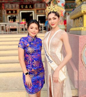 Pheeraya Phuangsombut Instagram - ขบวนแห่องค์สมมติเจ้าแม่กวนอิม งานเจ้าแม่ทิบทิม เจ้าพ่อเจ้าแม่ตาคลี ประจำปี 2567 เช้านี้ค่ะ 
.
Dress : @whitehousethailand @lengleader 
MUA : @google_makeup 
Hair : @nai_fong_beer 
.
@missgrand_phetchaburi