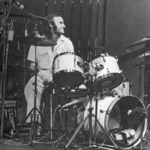 Phil Collins Instagram - Rehearsals with @genesis_band, circa 1973 🥁

#tbt
