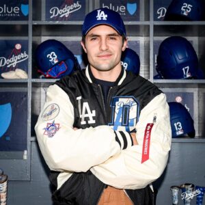 Phil Dunster Instagram - Why be a lion or a panda when you can be Jamie Tartt? Welcome to Dodger Stadium, @phildunster!