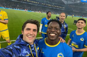 Phil Dunster Instagram - Game4Ukraine @game4ukraine 

Still struggling to get my head around being involved in such a brilliant event… even if it did mean me woefully failing to mark either @therealjoecole @clarenceseedorf for the 15 minutes I played.

@andriyshevchenko and @zinchenko brought this to life with @united24.media after visiting a school in Ukraine destroyed by Russian missiles and vowed to raise the money and awareness to help the families and community affected to build back.

You can still share and donate by following the link to their page.