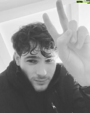 Philip Froissant Instagram - Hey guys! Sry for not posting so much lately, I’ve been working on a new project for the last months and can’t wait to tell you more about it once the project is officially announced! I’m deeply thankful for this wonderful first block of shooting that is coming to an end on Monday! Sending love and have a nice weekend!