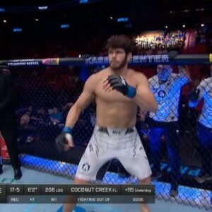 Philipe Lins Instagram - Fighting fact - when they call your name be ready to kill or die!

Fatos da luta - Quando anunciarem seu nome esteja pronto pra matar ou morrer! 

#ufc #mma #monstro #teamlins #keepgoing #nevergiveup