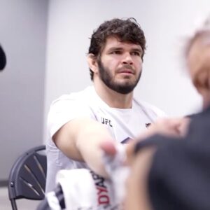 Philipe Lins Instagram - Moments before the storm / Momentos antes da tempestade 💀🔥

#mma #ufc #teamlins #keepgoing #nevergiveup #att #kimura #monstro