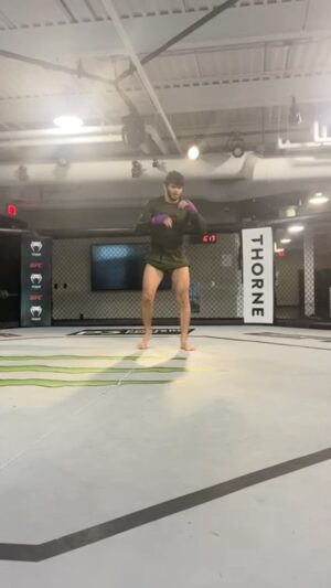 Philipe Lins Instagram - Let the energy flow ⚡️ Good WKD to all! Desejo um ótimo FDS a todos!!!

#ufc #mma #monstro #teamlins #att