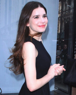 Philippa Coulthard Instagram - The awkward hand clasp - my signature pose. Link in bio to our #BUILDSeries interview from yesterday! #Howardsend #STARZ
