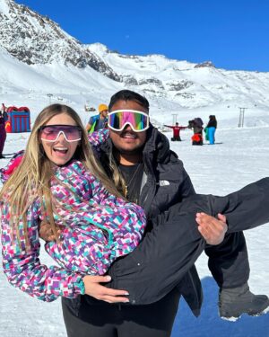 Phillipe Loures Instagram - Obrigado Deus, conheci a neve, mais um sonho realizado, que lugar incrível, Amo voces❤️⛄️❄️ 
Obg @hotel_hf @zerandochile @talesbarreto