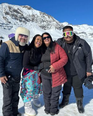 Phillipe Loures Instagram - Obrigado Deus, conheci a neve, mais um sonho realizado, que lugar incrível, Amo voces❤️⛄️❄️ 
Obg @hotel_hf @zerandochile @talesbarreto