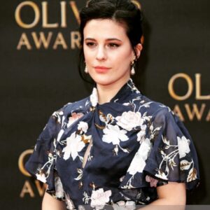 Phoebe Fox Instagram - 😘❤️ thank you @justinejenkins for my beautiful, animal cruelty free make up. And @erdem for loaning me that gorgeous dress and @louboutinworld for my kick-ass kicks.