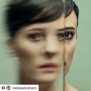 Phoebe Fox Instagram - Amazing image by @sebastiannevols for ‘Anna’ which will be playing in the Dorfman at The National 11th May-15th June. Directed by @natalieabrahami and written by #ellahickson. 🙌🏻🙌🏻🙌🏻 #thenationaltheatre @nationaltheatre