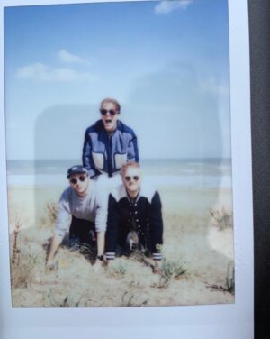 Phoebe Fox Instagram - Back when you could stage a casual pyramid, and no one gave a fuck and you could live your best life in peace. Photo curtesy of the funky ghost @lovensov