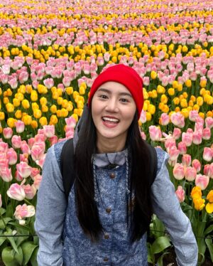 Phunthida Phairuangkij Instagram - คุณพี่อยู่จังหวัดอะไรคะ !?! 🌷🌷🌷