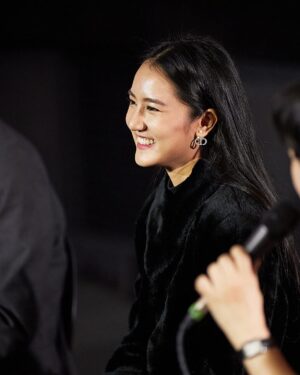 Phunthida Phairuangkij Instagram - Morrison world premiere at Busan International Film festival @busanfilmfest ภาพยนตร์เรื่องแรกกับเทศกาลหนังที่สองในชีวิต💖ตื่นเต้นมาก ตอนดูจบแบบปริ่มสุดๆ ดีใจและภูมิใจมากที่ได้มีหน้าตัวเองในหนังพี่ป้อม ต้องขอบคุณทีมงานคุณภาพทุกคนจริงๆ ตอนถ่ายสนุกมากเครียดด้วยแต่พี่อุ้มพี่ตะวันช่วยสุดๆ พอฉายแล้วก็สะใจสุดๆ special thank แม่กับเจ๊ที่ไปดูด้วยถึงเกาหลีความจริงอยากให้ป๊าดูด้วยแต่ไม่ทัน ฝาก Morrison ด้วยนะคะ จะเดินทางไปเทศกาลไหนเข้าไทยตอนไหนเจอเลย แอบสปอยว่าหนังพี่ป้อมสะใจสุดๆ ดูแล้วมันส์มากกก เข้าไทยแล้วอย่าลืมไปดูนะคะ 🎆💞 555555555 #biff2023