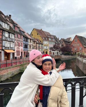 Phunthida Phairuangkij Instagram - ยินดีด้วยคุณได้ลูกสาววว 🧚🏻‍♀️🧚