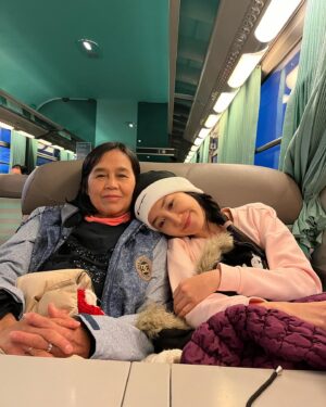 Phunthida Phairuangkij Instagram - ยินดีด้วยคุณได้ลูกสาววว 🧚🏻‍♀️🧚