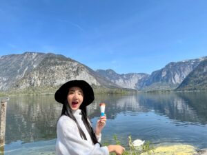 Phunthida Phairuangkij Instagram - Stunning 🤩 🦢⛰🍦