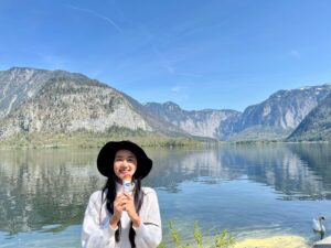 Phunthida Phairuangkij Instagram - Stunning 🤩 🦢⛰🍦