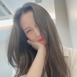 Phương Chị Instagram - 六月。
⁡
June.
⁡
tháng sáu.