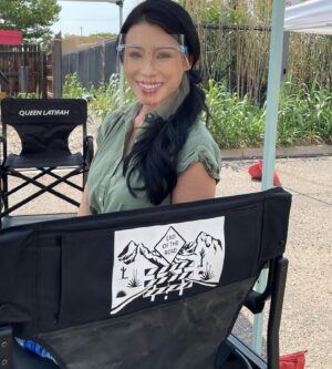 Phuong Kubacki Instagram - Bringing back the side pony tail tomorrow In ‘End of the Road’ streaming on @netflix tomorrow! @bankstontalent @entlab.la