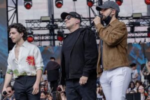 Piero Barone Instagram - Soundcheck per la terza puntata di #TuttiPerUno, con @eleonoraabbagnatoofficial @bigmamaalmic @enricobrignano @cocciante.official @nekfilipponeviani @maxpezzali @rosevillain @ninazilliofficial