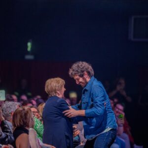 Pierpaolo Spollon Instagram - Sì. Lei è la mia super nonna.

Ph. @calogeronaso_ 

#quelcheprovodirnonso