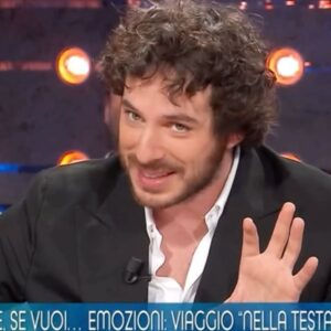 Pierpaolo Spollon Instagram - Girando la ruota dell’ansia. 
Buon lunedì!

-
#spollondì #quelcheprovodirnonso #tuttononbenissimo