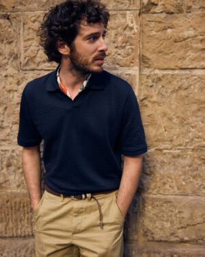 Pierpaolo Spollon Instagram - Prendete un Pierpaolo, mettetelo a Firenze, vestitelo Eton… E avrete uno Spollon felice.

@etonshirts #meandmyeton #adv