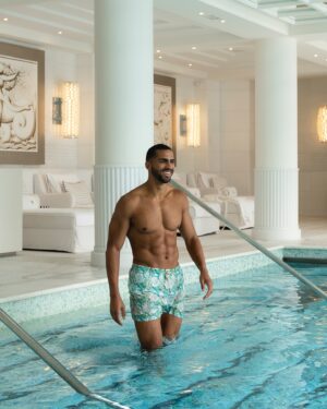 Pierre Abena Instagram - Slipped away from reality and into the dreamy spa at @fsmegeve 🫧 Here you will find the largest spa in the region where your stress just melts away 🩵
📸 @sylvain_terret 
.
.
.
.
.
.
#spaday #fsmegeve #pierreabena #ocho #megevefrance #frenchcountryside
#relaxationspa #spamoments #heatedpool #stressfree #fourseasons #summervacation