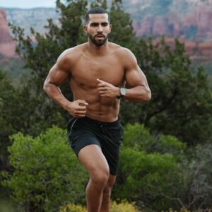 Pierre Abena Instagram - We only have one body in this life! One chance to protect and nourish the vessel we live in. One chance to treat ourselves with love and respect 💪🏽 You matter and how you show up for yourself and push yourself every day matters!💫 #FitnessFriday