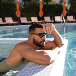 Pierre Abena Instagram - All the heat is here in Miami 🔥 On location for work for a few days and enjoying the sunshine! ☀️📸 : @karen_cophotography 

#miami #summervibes #pooldays #monday #newweek #miamiheat #sunshinestate #april #resortlife #travelphotography #travellife #modelshoot #wilhelminamodels
