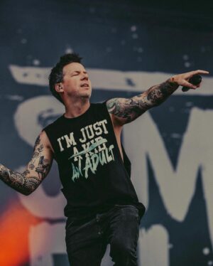 Pierre Bouvier Instagram - Summer of 2024 off to a great start. 🔥🔥🔥
📸 @shotbywozniak
