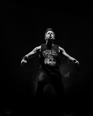 Pierre Bouvier Instagram - Flexin. 
@annaleemedia 

Glad to be home for another quick break.  AUSTRALIA you’re up next!!!! 🦘🇦🇺🇦🇺🇦🇺
