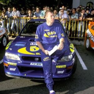 Pierre Chabrier Instagram - Je suis certain que Colin McRae se garait comme ça. 
L’épisode 4 de @topgearfr est sorti hier, comme vous pouvez le constater tout s’est très bien passé. 🙄 De superbe rencontre @sebloebofficiel - @aripietivatanen - @minassiannicolas - @tsamere - @pastorpastorpastor et évidement un grand merci aux équipes de l’émission d’avoir rendu tous ces rêves réalisables. Et @monsieurpoulpe toujours dans les mauvais coups tu connais. 

Crédit photo : @tim.l.t