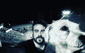 Pigmalion Dadakaridis Instagram - Παντού μαζί από τα αρχαία χρόνια όχι τώρα στο παρόν μόνο ... 😋 #valebestfrienddog