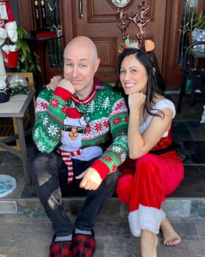 Pilar Holland Instagram - Wishing you the happiest of holidays to you and yours!! ☃️