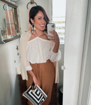 Pilar Holland Instagram - Can’t say what I did today but I will say I felt real cute doing it! 

#classyaf #actorslife #shecute #feelingmyself