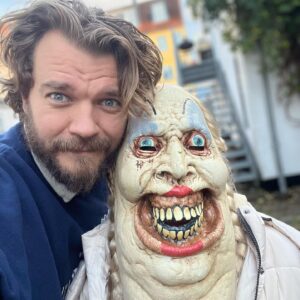 Pilou Asbæk Instagram - Happy Halloween! #girldad 💀👹🤠
