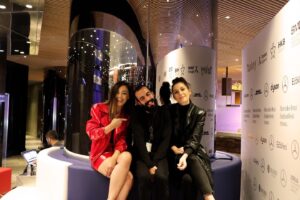 Pınar Gülkapan Instagram - Mercedes-Benz FashionWeek ISTANBUL 
Styling by @semmdemir 
Takım:@ilaydakarakusdesign / @laprendapr 
Saç-Malyaj: @nailspa_makeupstudio / @gulkalenderoglu - @omurmrv 
Fotoğraf: @yuceldolas_ 
#mercedesbenzfashionweek #mercedesbenzfashionweekistanbul #istanbul #fashion #fashionweek #ilaydakarakuş #laprendapr #yüceldolaş #semihdemir #nailspamakeup #makeup #hair #red #womaninred