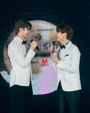 Ping Krittanun Aunchananun Instagram - ขอบคุณทุกคนมากๆเลยนะครับ สำหรับ “MEENPING1stFANMEETING” ผมรู้สึกดีใจเเละอยากจะขอบคุณทุกคนมากๆ ถ้าขาดคนใดคนหนึ่งไป งานนี้จะไม่เกิดขึ้นอย่างเเน่นอน

ขอบคุณพี่ก้อง @gonghivesalon24 มากๆเลยนะครับ ที่ทำตามสัญญาว่าจะจัดเเฟนมีตให้มีนปิง เเละมันได้เกิดขึ้นเเล้วขอบคุณที่พี่ตั้งใจเเละทุ่มเทกับงานนี้มากๆ ขอยคุณสำหรับทุกอย่างจริงๆครับ💖 

ขอบคุณพี่มีน @meennicha8 เราผ่านอะไรกันมาเยอะมากจริงๆ เราตั้งใจทำมันออกมาให้ดีที่สุด เก่งมากเลยนะพี่ รักนิชานะ ไว้เต้นกันอีก🤣🤍

ขอบคุณ @maxky_rp @isamsame._ @gungun_hd ดีใจมากๆเลยที่ได้ทุกคนมาเป็น guest เก่งมากๆเลยนะคับบ ขอบคุณสำหรับความทุ่มเทเเละความตั้งใจมากๆเลยนะฮะ จุ๊บๆ😘💗

ขอบคุณทีมงาน @mchoice_th ทุกๆคนเลยนะครับ ทุกคนทำงานหนักมาก เหนื่อยกว่าพวกผมเยอะมากๆ เเต่ทุกคนก็สู้จนทำงานออกมาได้ดีที่สุดอย่างที่ทุกคนเห็น เบื้องหลังคือส่วนสำคัญจริงๆนะครับ🖤🤍

ขอบคุณทีม Dancer ทุกๆคนด้วยนะครับ ทุกคนซ้อมกันหนักมาก เหนื่อยมากๆ ขอบคุณสำหรับความทุ่มเทนะครับ🤍

สุดท้ายนี้ ขอบคุณ Area86 ทุกคนๆมาเลยนะครับ ถ้าไม่มีทุกคนเราก็ไม่รู้ว่าจะทำโชว์ออกมาให้ใครดูเหมือนกัน ขอยคุณสำหรับความรัก กำลังใจ ทุกๆอย่างอยู่ในใจผมตลอด หวังว่างานเเฟนมีตครั้งนี้ จะส่ง ความรัก ความสนุก หรือกำลังใจในการใช้ชีวิตต่างๆไม่มากก็น้อยนะครับ💓

ขอบคุณที่ทำให้ 2 วันที่ผ่านมา เป็นวันที่ดีที่สุดวันนึงในชีวิตผมเลย ผมจะเก็บเเละจดจำไว้ ว่าเป็นความทรงจำที่สวยงามมากๆเลยครับ🙏🏻🥹🤍

#MEENPING1stFANMEETING
#MEENPINGTOTHEMOON