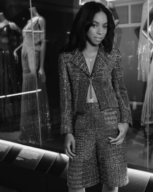 Pippa Bennett-Warner Instagram - A night at the @vamuseum with @chanelofficial celebrating the exquisite Gabrielle Chanel Manifesto 🖤.