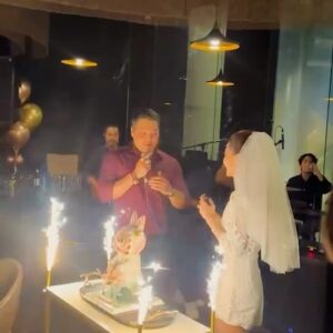 Pitchanart Sakakorn Instagram - She said.. YES!♥️💍👰🏻‍♀️ 
Congratulations & HBD Dr.Orn 🎂 @drorn_onuma 
@chin_numpaisal 
#teamgroom
