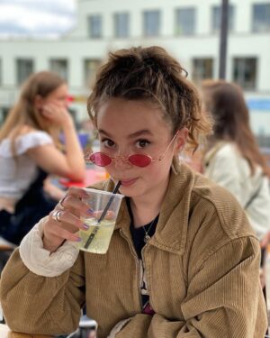 Pixie Davies Instagram - ✌🏼