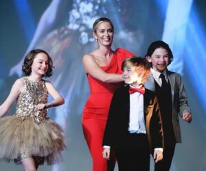 Pixie Davies Instagram - Poppins family ❤️ thank you for having us Palm Springs International Film Festival 💫❤️