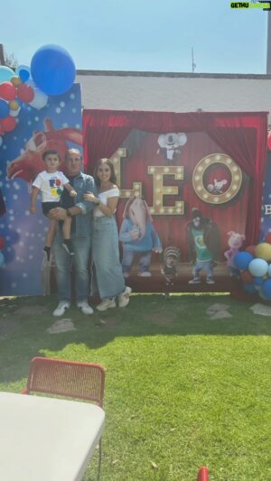 Plutarco Haza Instagram - Feliz cumpleaños Leonardo 🧡

- Gracias a todos por acompañarnos a festejar !!!

@pasteleando @supercreamy.premium @amelia.prettyfood @grupojordan @larisa_desing @el_mundo_de_las_burbujas @bambinosevents @lula.play @currucumx @artiming.events 
@magicparty.autica 
- @ximenatz