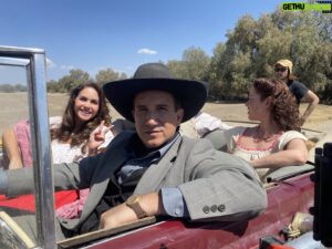 Plutarco Haza Instagram - Así fue el primer día de #elgallodeoro con @luceromexico ! Se va a poner bueno este 20 de octubre por @vix