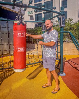 Pokáč Instagram - Nekdo do clashe? 🥊