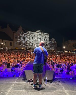 Pokáč Instagram - Sezona se pomalu chyli ke konci 🥲 Dneska na @melnickevinobrani koncert jak vino, dekujem 🍇🙏🤤
